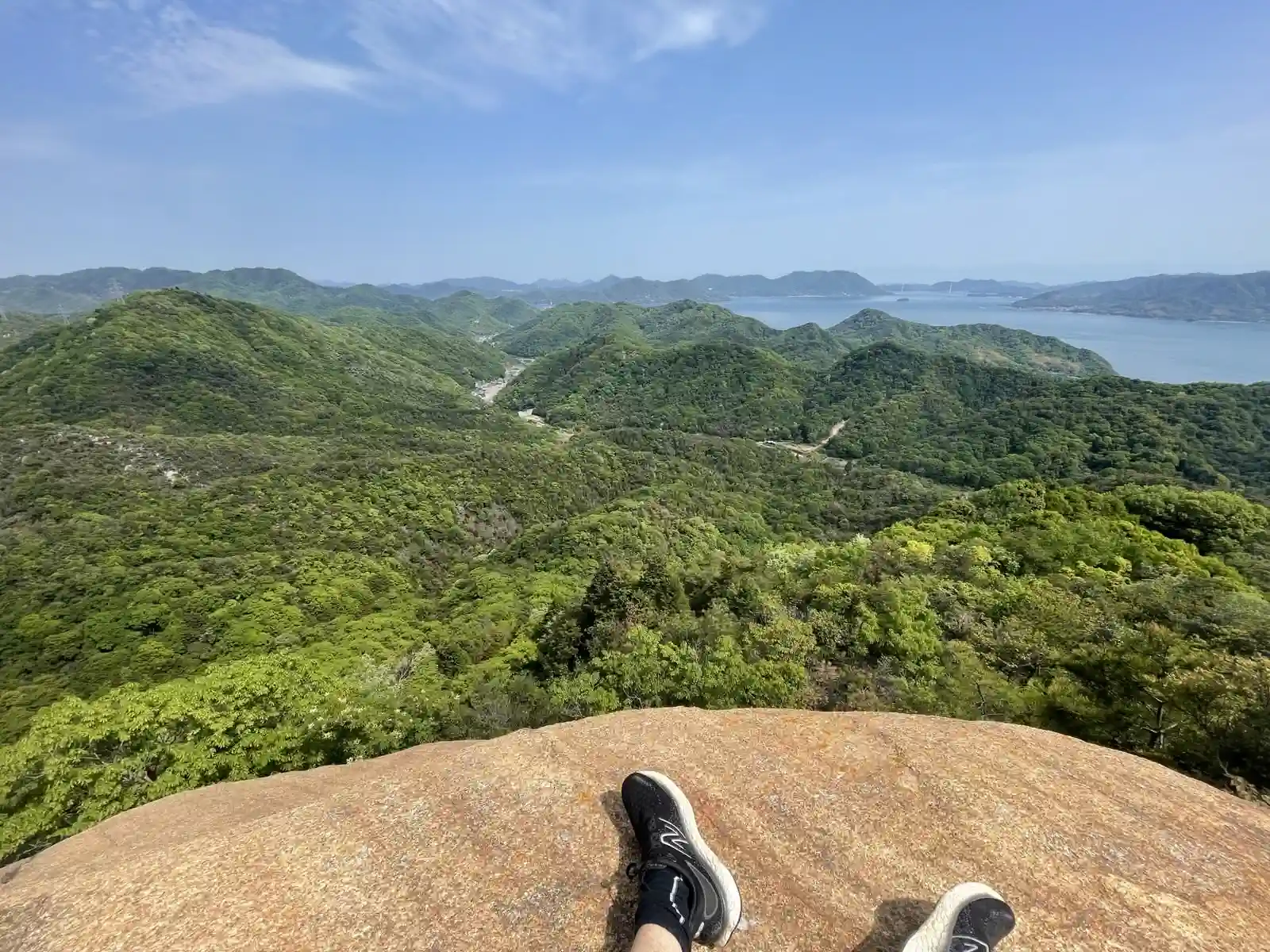 feet.