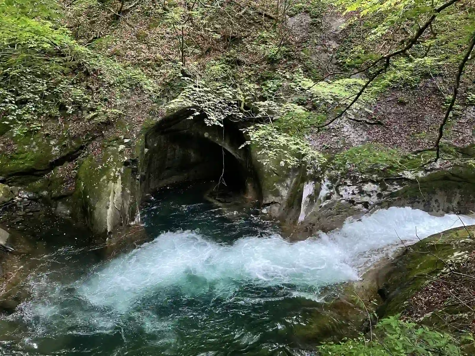 watercave.