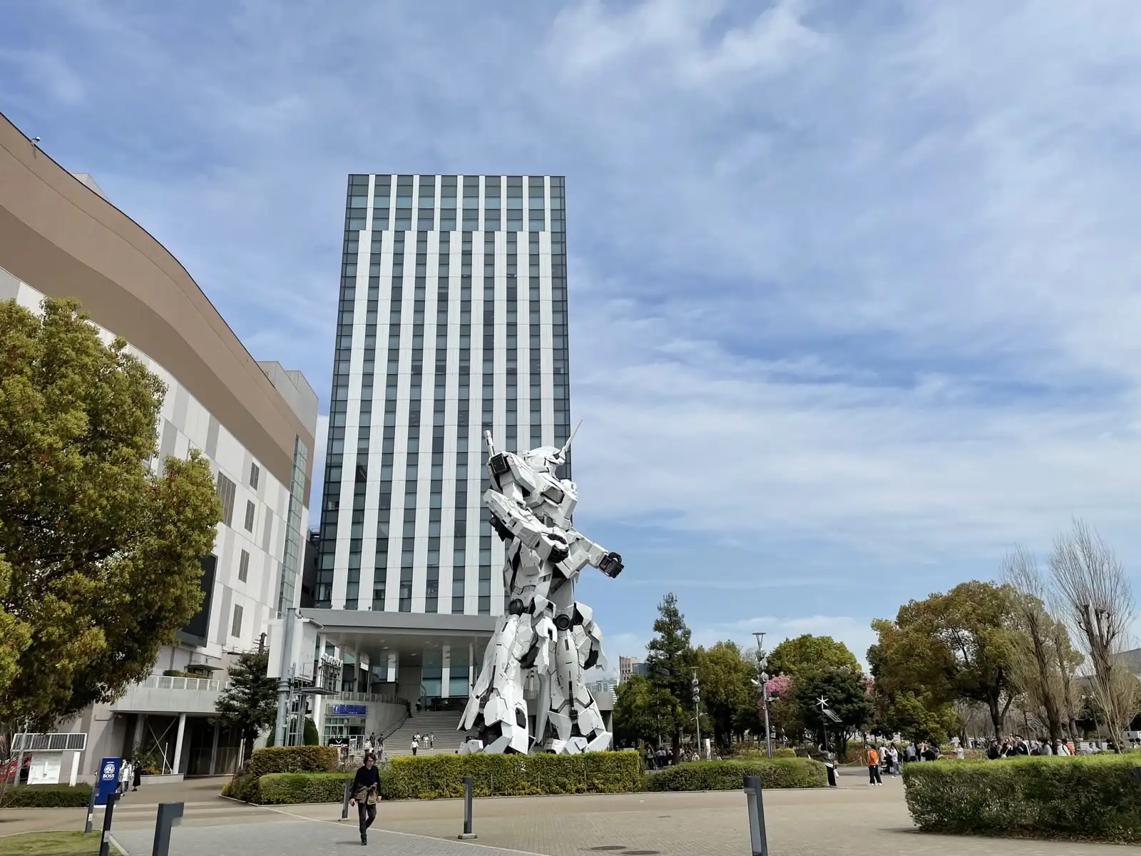 gundam.