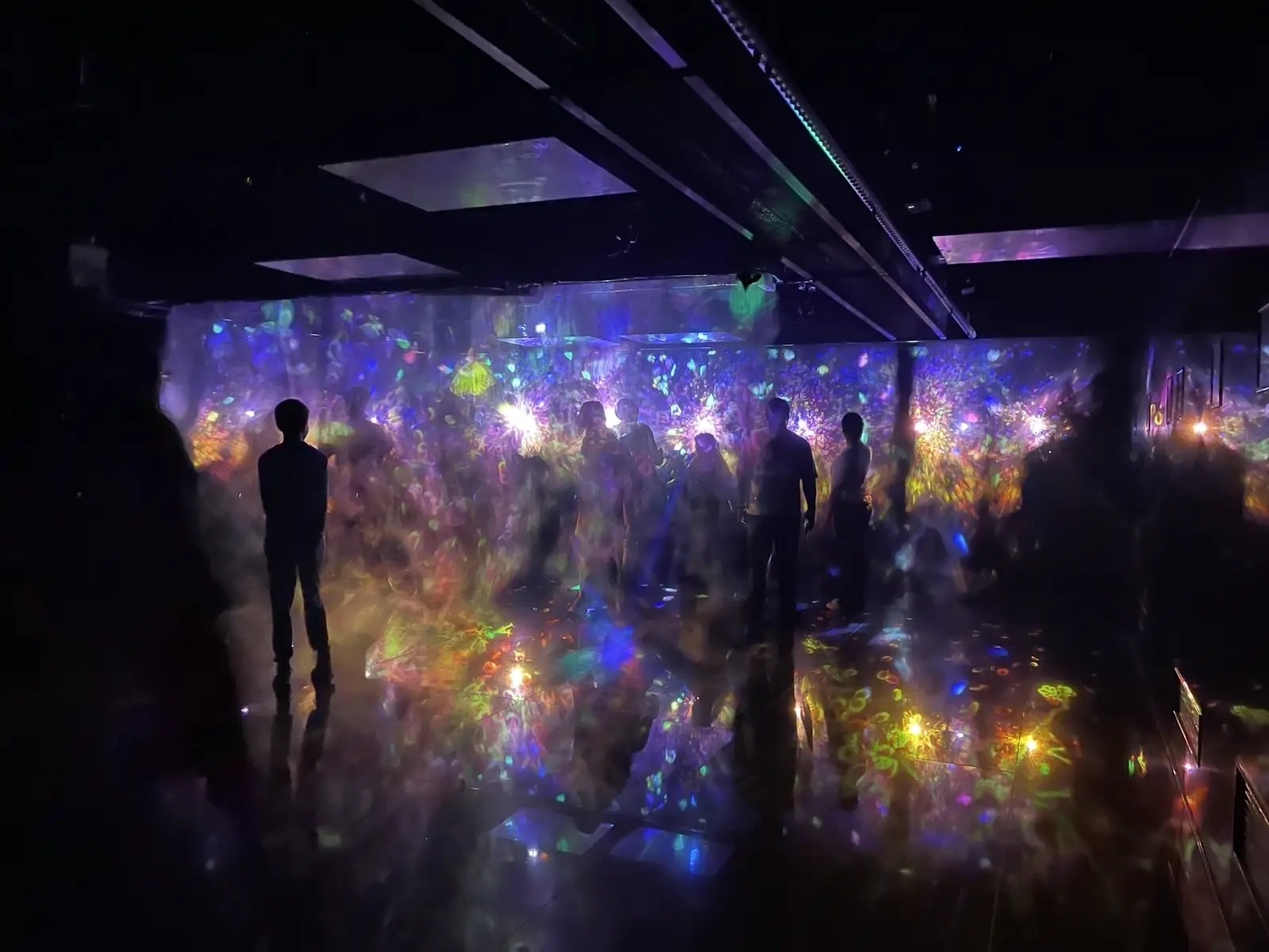 teamlab_water.